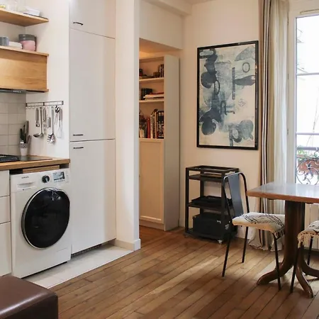 Charming 30m Near The Sacre-coeur Apartment *