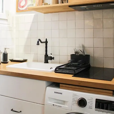Charming 30m Near The Sacre-coeur Apartment *